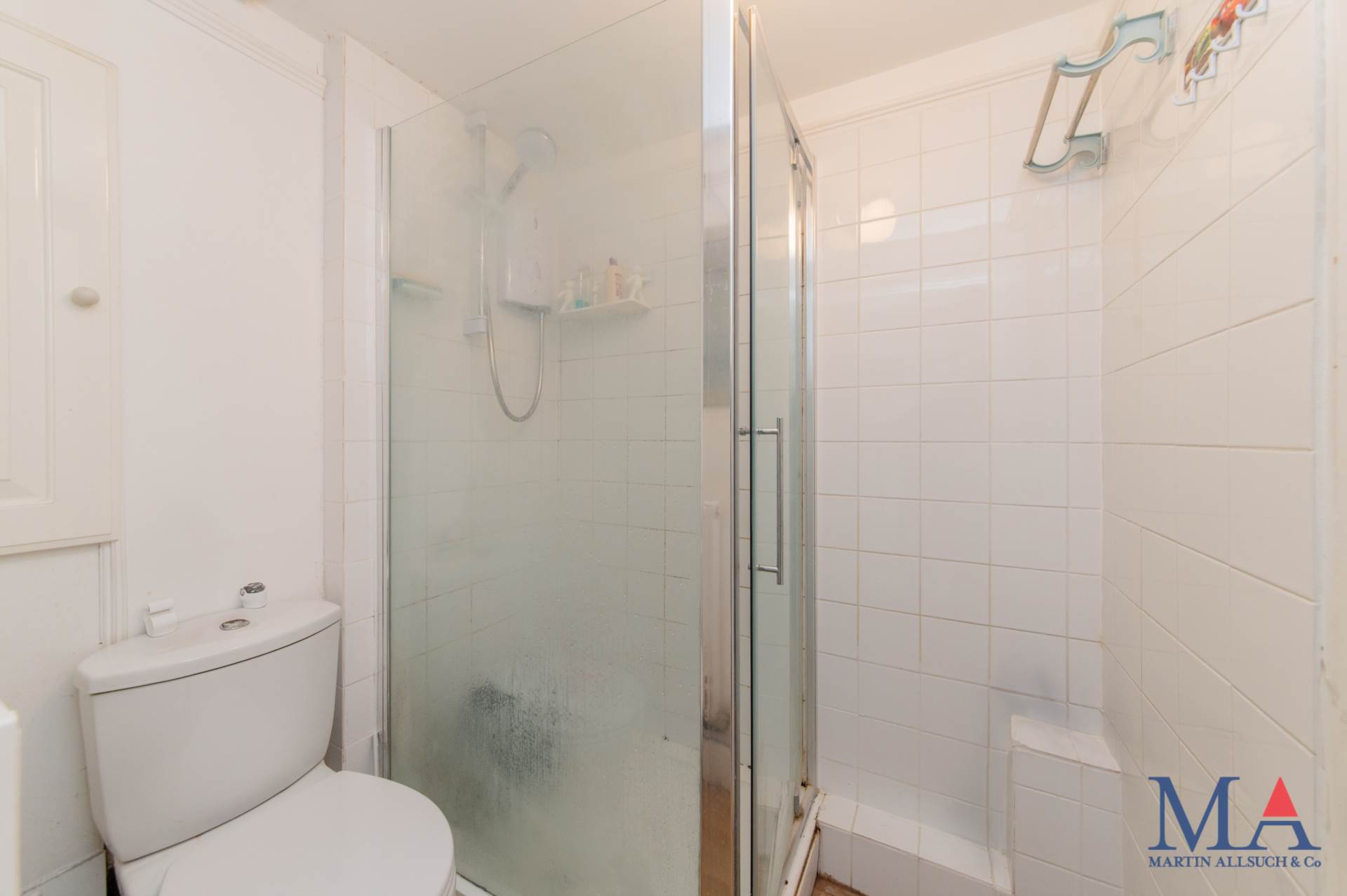 Shenley Road, Borehamwood, Image 15
