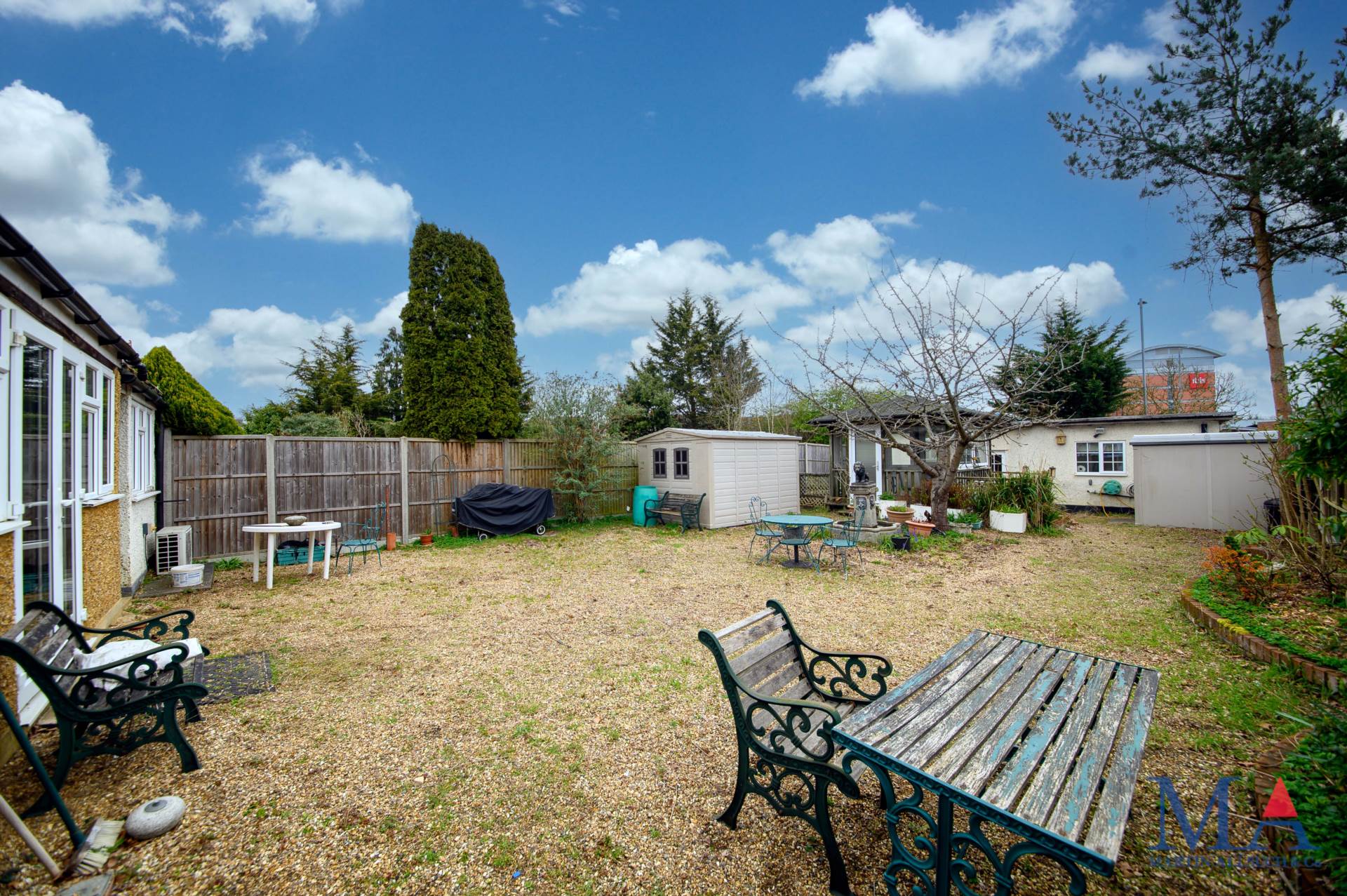 Shenley Road, Borehamwood, Image 2