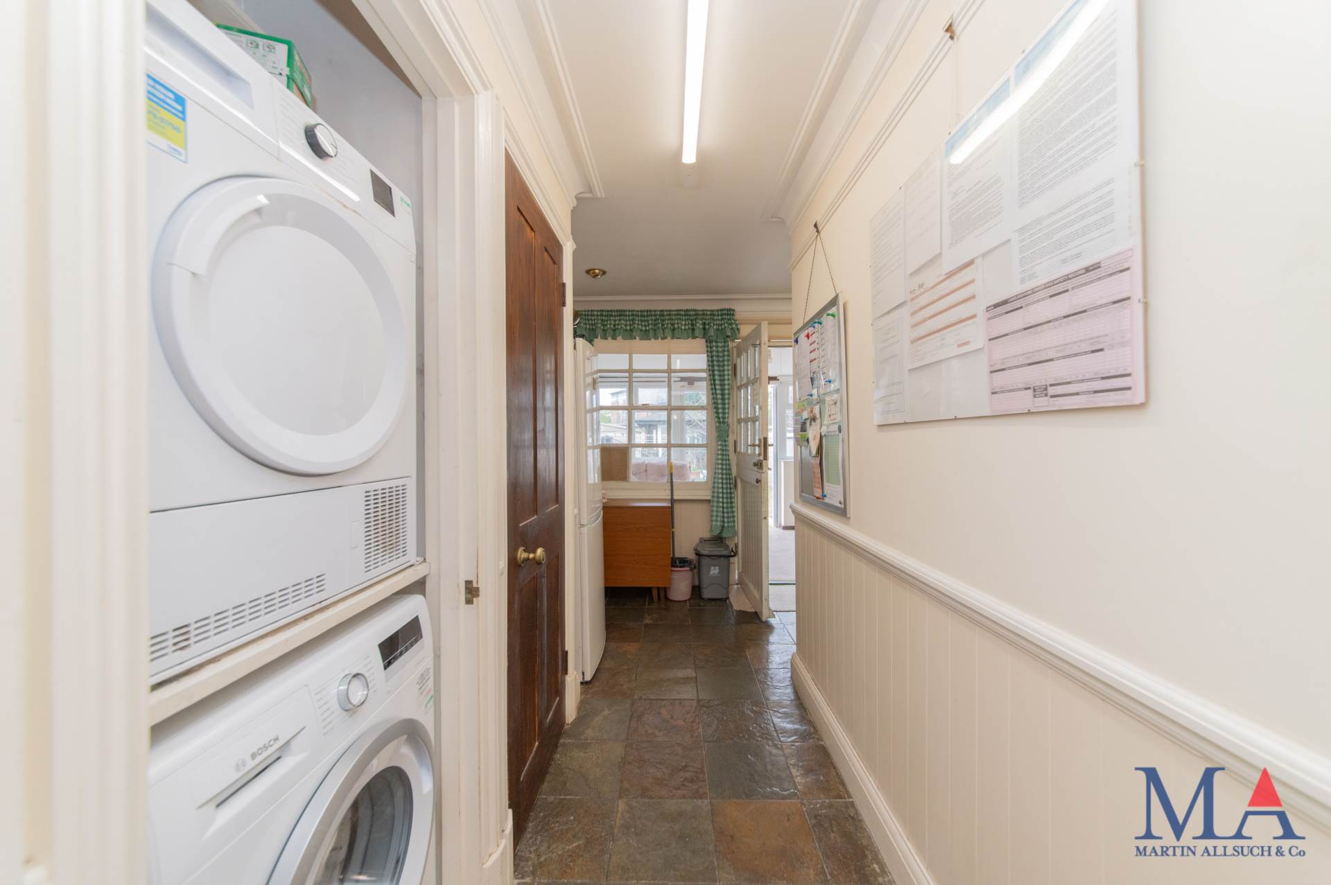 Shenley Road, Borehamwood, Image 22