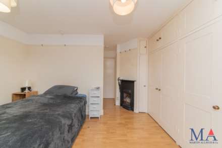Shenley Road, Borehamwood, Image 13
