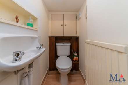 Shenley Road, Borehamwood, Image 18
