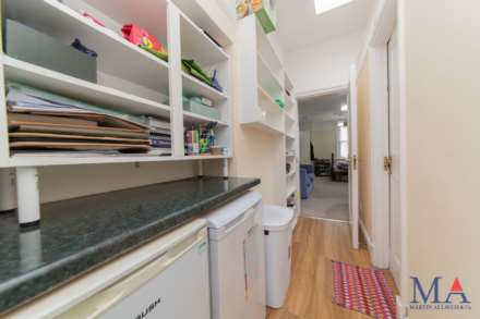 Shenley Road, Borehamwood, Image 21