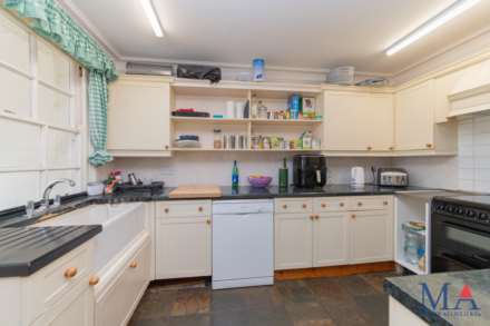 Shenley Road, Borehamwood, Image 23