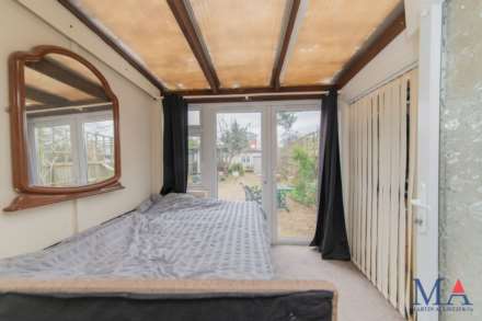 Shenley Road, Borehamwood, Image 32