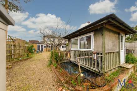 Shenley Road, Borehamwood, Image 40