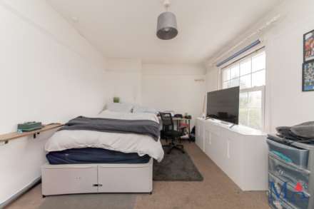 Shenley Road, Borehamwood, Image 6