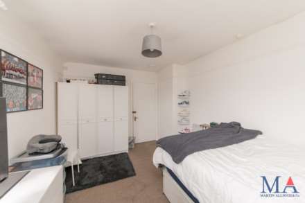 Shenley Road, Borehamwood, Image 7