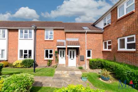 Yew Tree Court, Elstree, Image 1