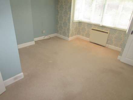 Durban Road West, Watford, Image 4
