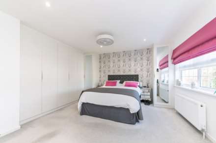 Cavendish Crescent, Elstree, Image 17