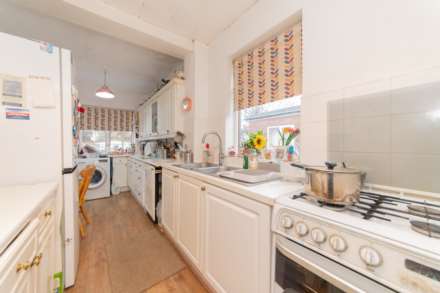 Cranmer Road, Edgware, Image 9