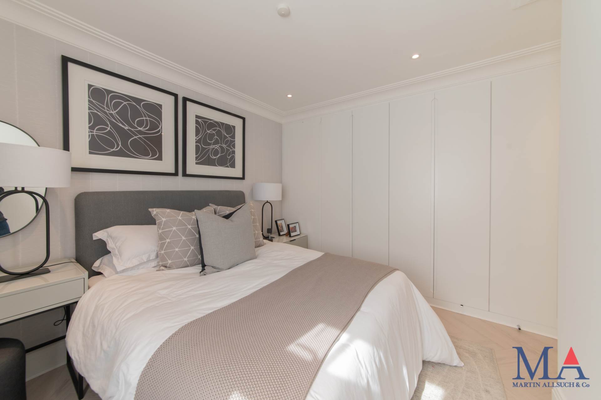 Annabel Court, Golders Green, Image 18