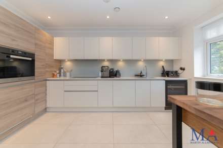 Annabel Court, Golders Green, Image 6