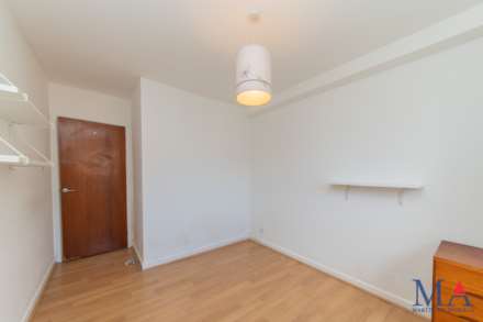 Holders Hill Road, London, Image 10