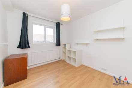 Holders Hill Road, London, Image 9
