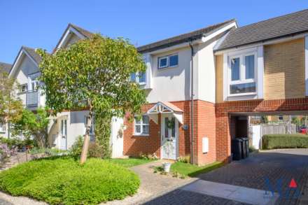 Whitehall Close, Borehamwood, Image 18