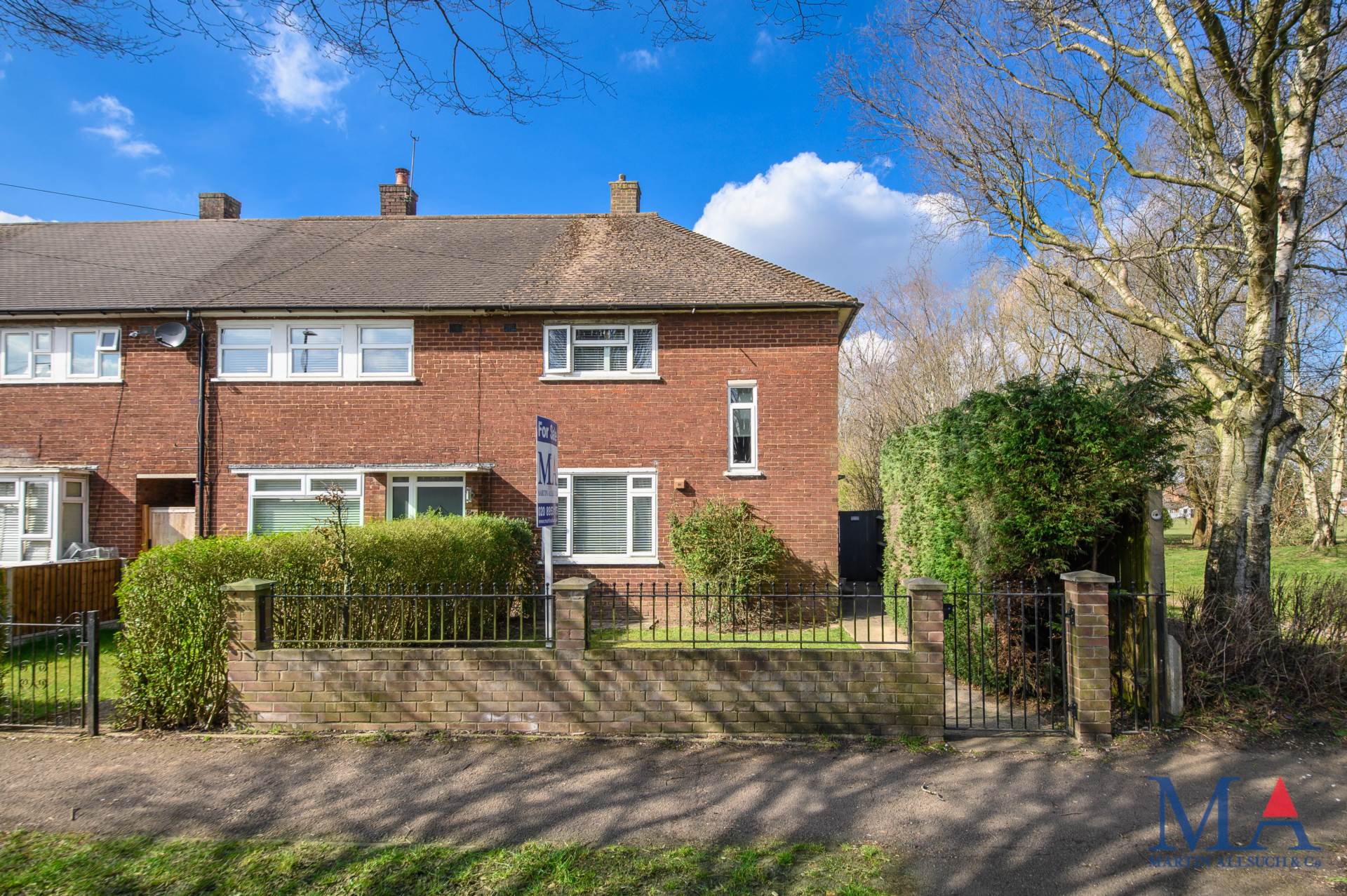 Aycliffe Road, Borehamwood, Image 1