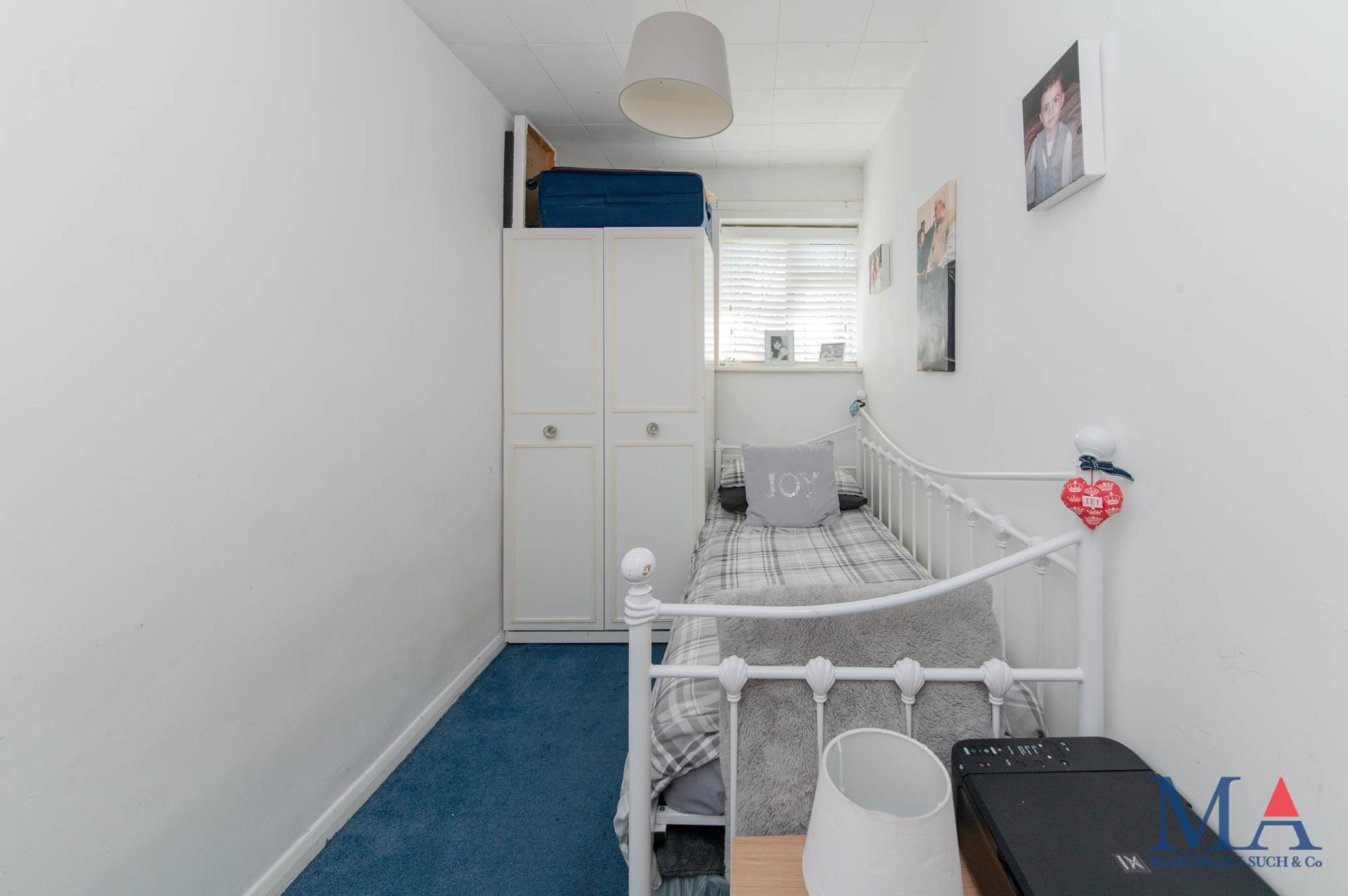 Aycliffe Road, Borehamwood, Image 10