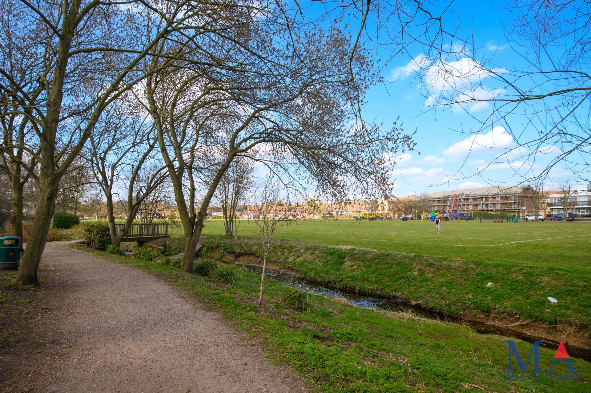 Aycliffe Road, Borehamwood, Image 20