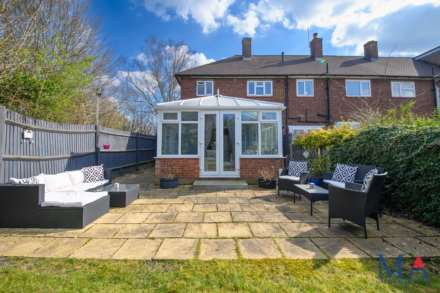 Aycliffe Road, Borehamwood, Image 18