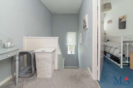 Aycliffe Road, Borehamwood, Image 9