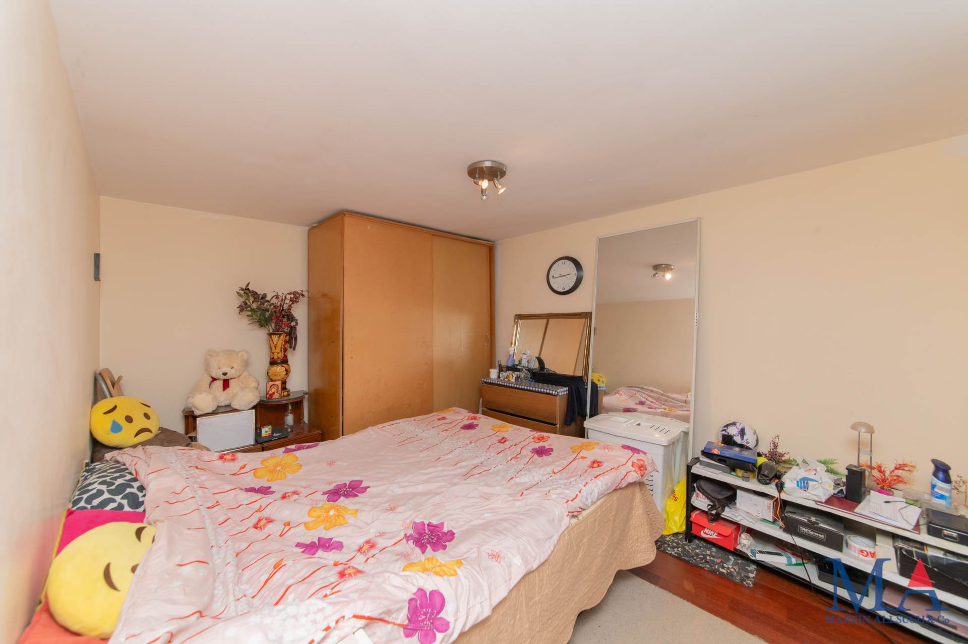Fairmead Crescent, Edgware, HA8, Image 8