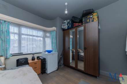 Fairmead Crescent, Edgware, HA8, Image 21