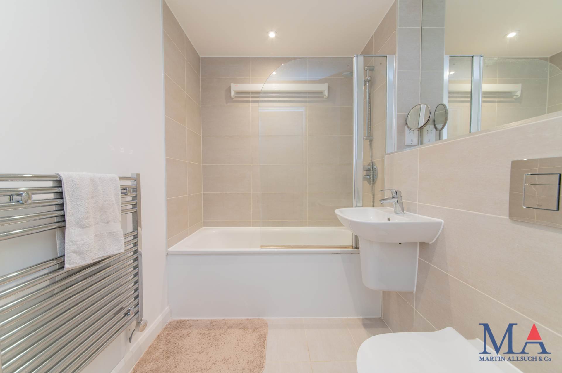 Brook Road, Borehamwood, Image 13