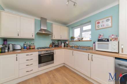 Vernon Crescent, East Barnet, Image 8