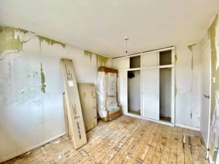 Ashdown Drive, Borehamwood, Image 5