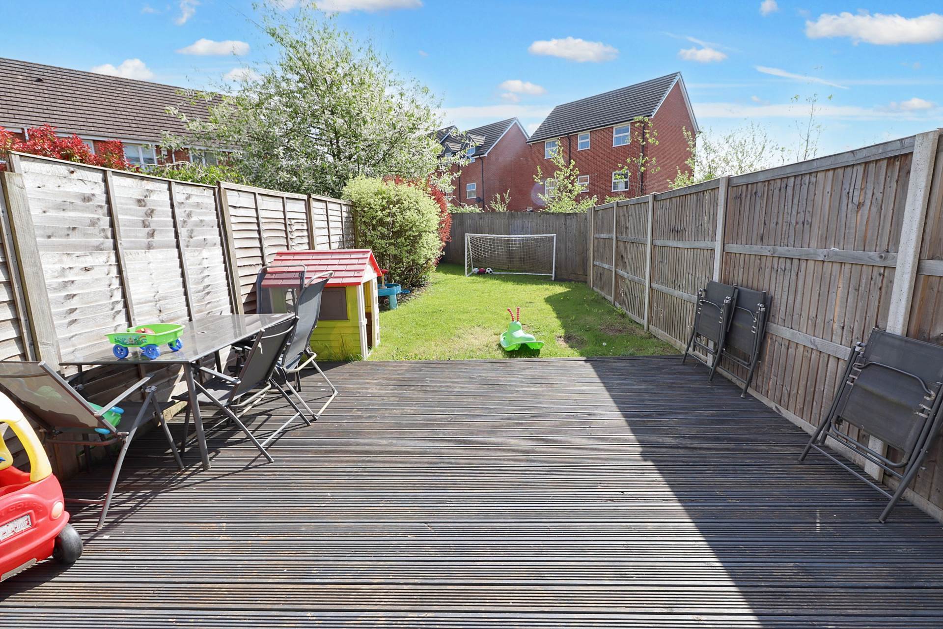 Coleridge Way, Borehamwood, Image 5