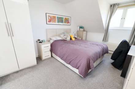 Coleridge Way, Borehamwood, Image 10