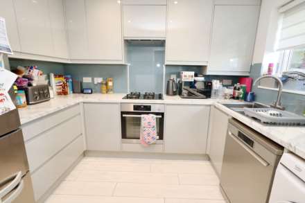Coleridge Way, Borehamwood, Image 18