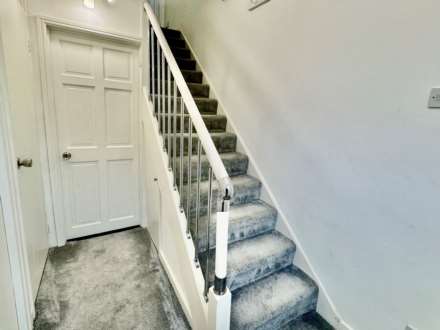 Watling Court, Elstree, Image 6