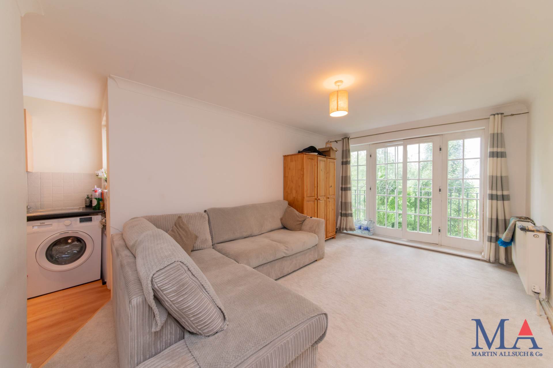 Romeland, Elstree, Image 2