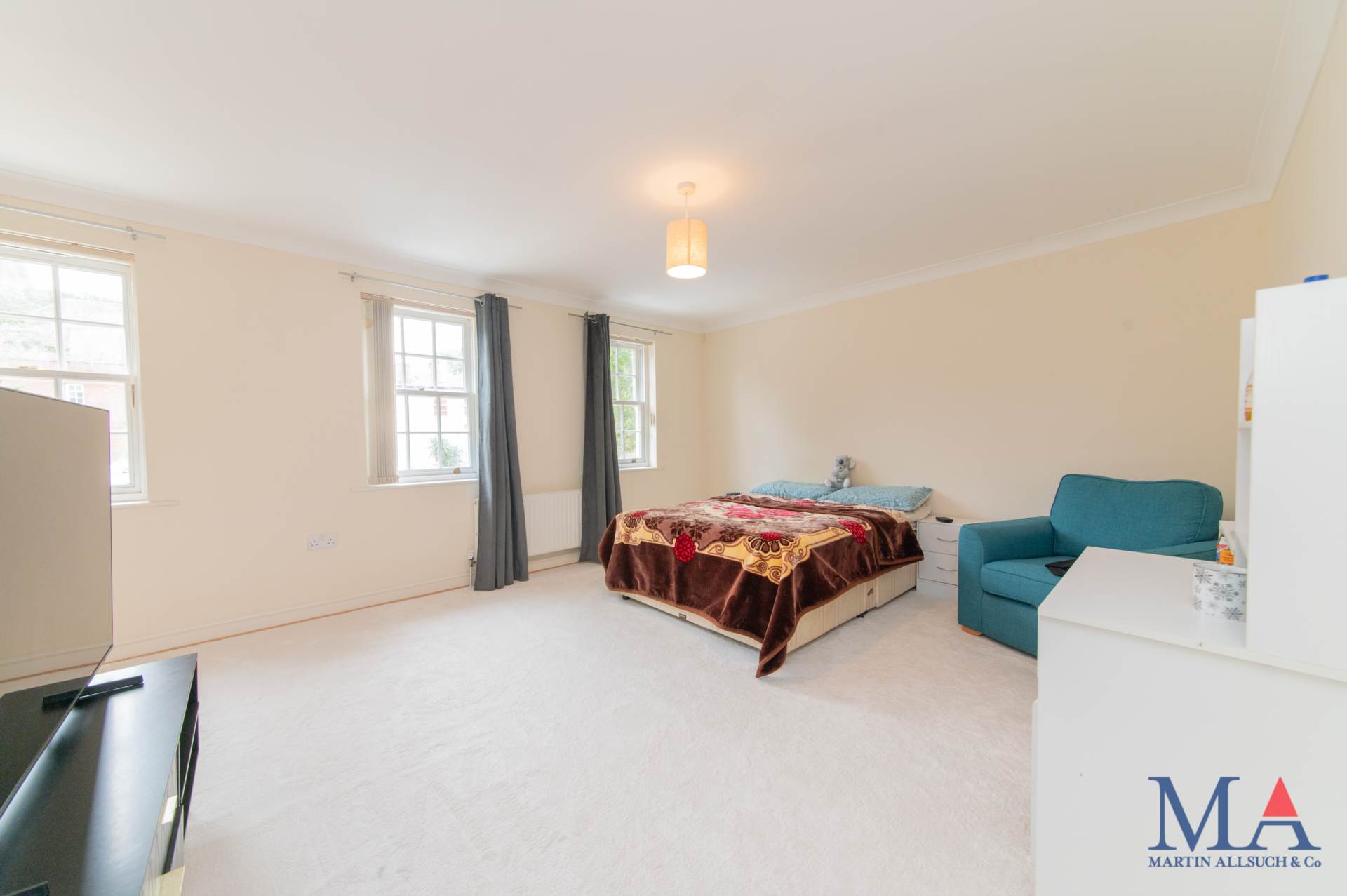 Romeland, Elstree, Image 8