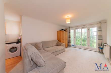 Romeland, Elstree, Image 2