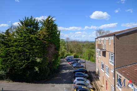 High Street, Borehamwood, Image 10