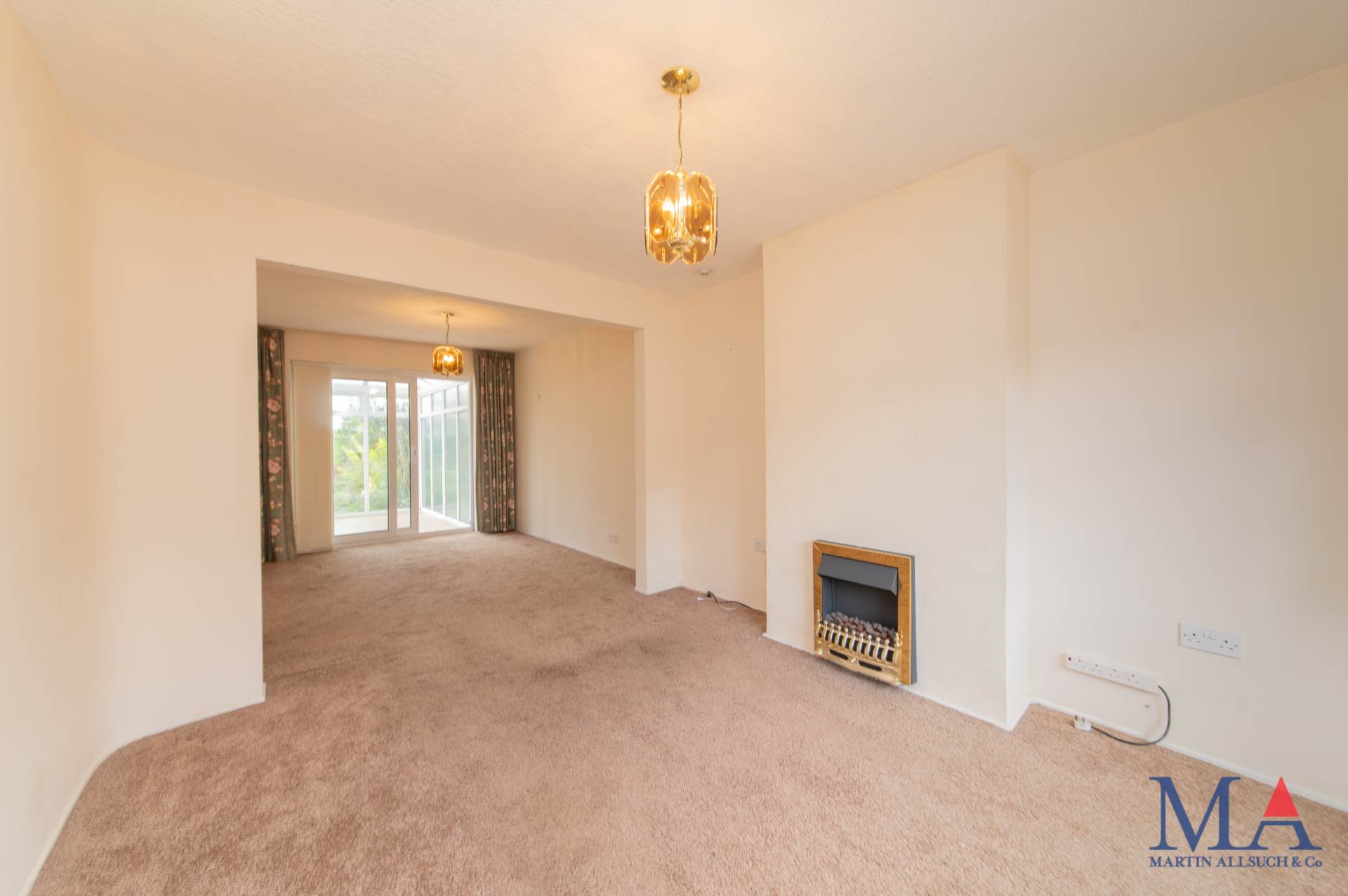 Lullington Garth, Borehamwood, Image 9