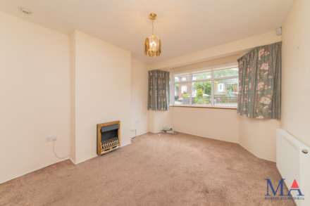 Lullington Garth, Borehamwood, Image 10