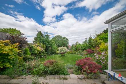 Lullington Garth, Borehamwood, Image 23