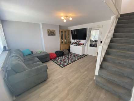 Chandos Road, Borehamwood, Image 2