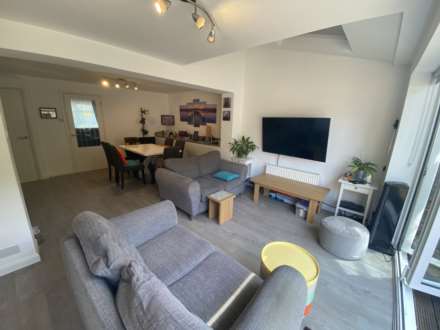 Chandos Road, Borehamwood, Image 5
