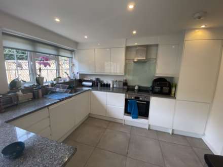 Chandos Road, Borehamwood, Image 7