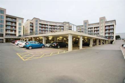 Gemini Park, Borehamwood, Image 8