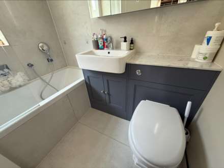 Hillside Avenue, Borehamwood, Image 4