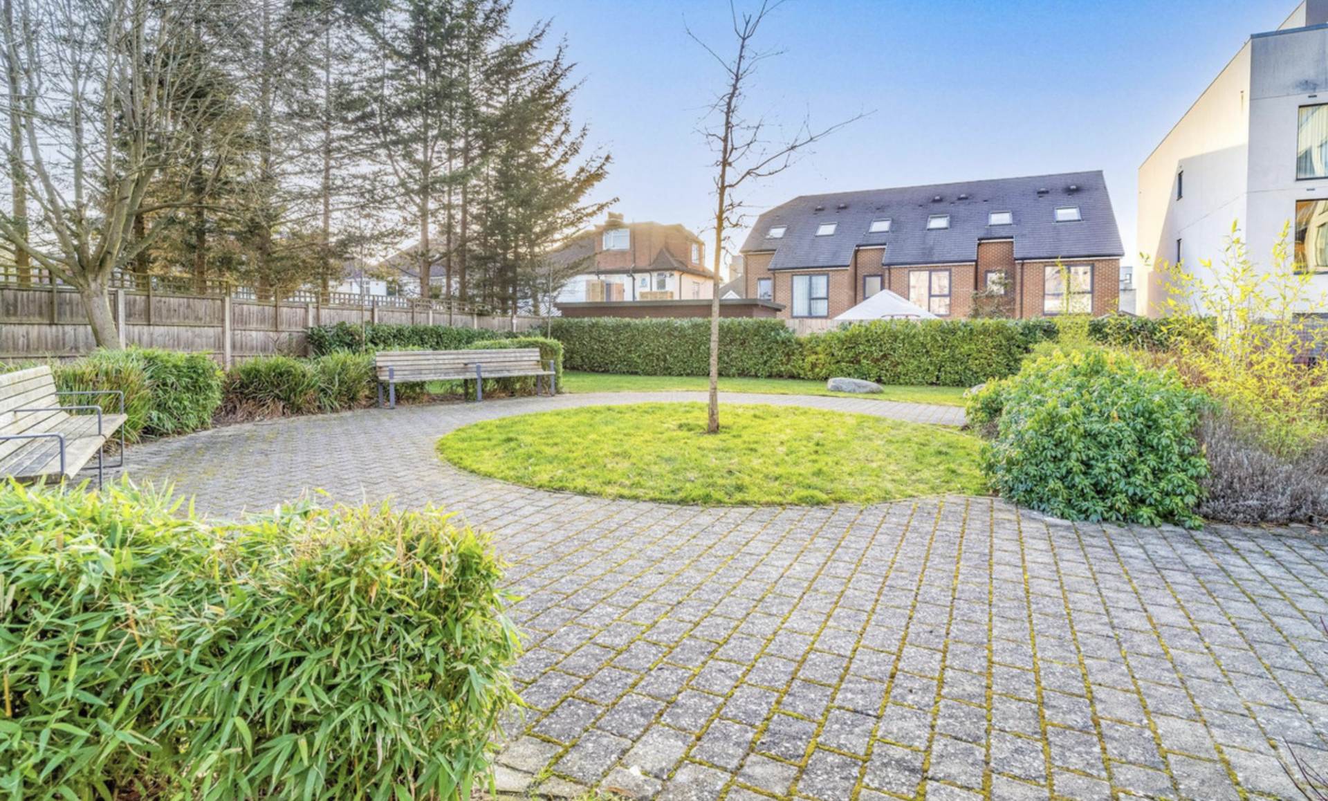 Gemini Park, Borehamwood, Image 8