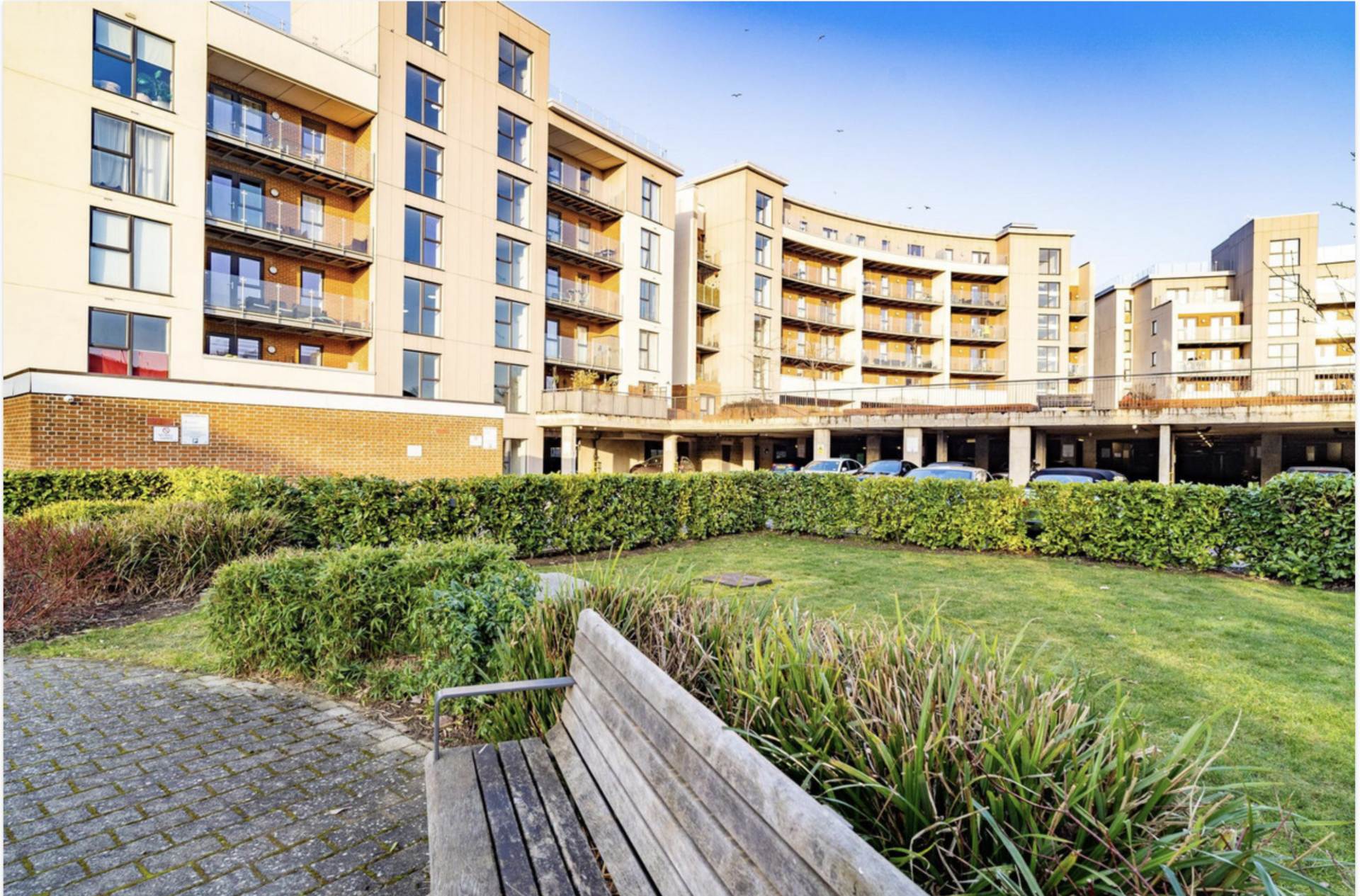 Gemini Park, Borehamwood, Image 9