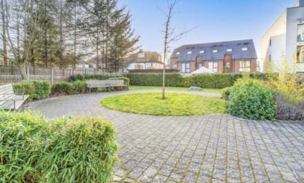 Gemini Park, Borehamwood, Image 8