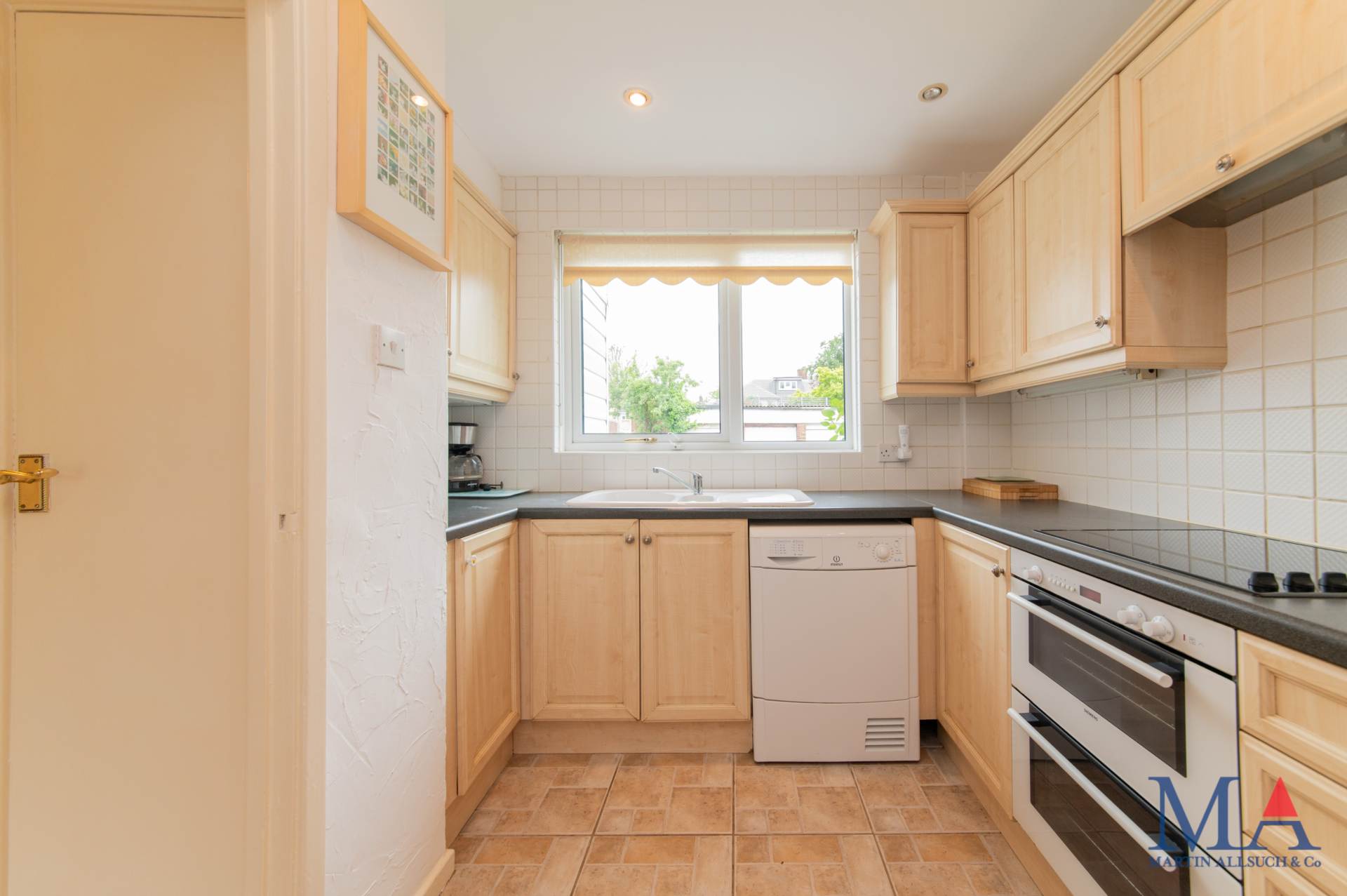Alcuin Court, Stanmore, Image 7